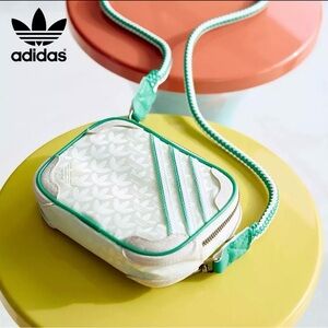 Adidas White and Green Zip Pouch